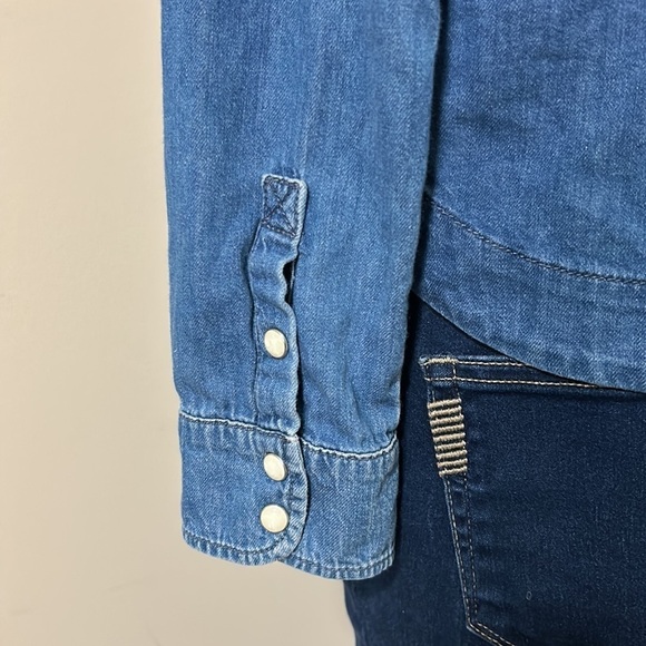 MAJE Denim Long Sleeve Pearl Button Front Top Shirt Jacket Womens Sz 2 Medium - Picture 8 of 14